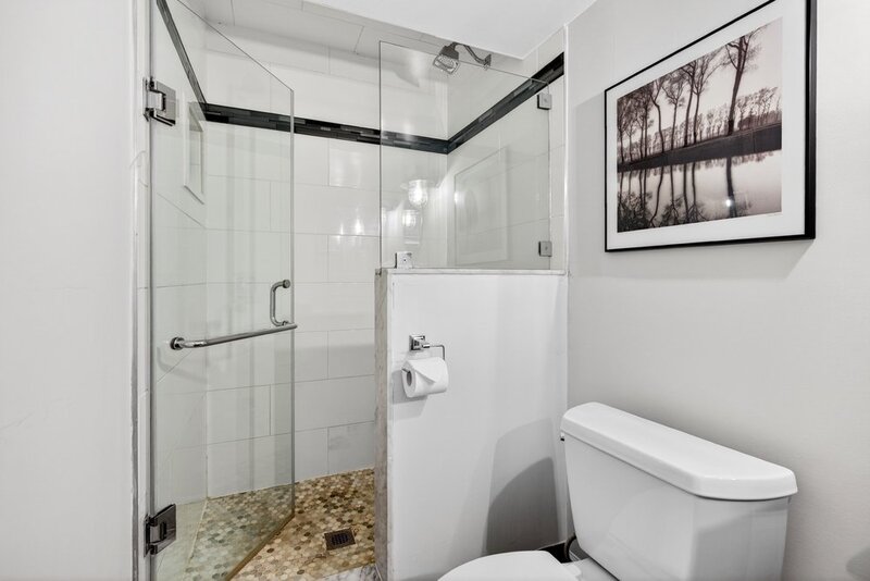 STUNNINGLY LARGE FAMILY HOME IN BURLINGTON!