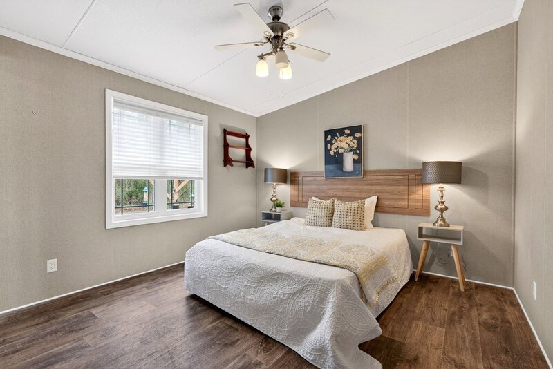 LOW MAINTENANCE LIVING IN THIS GREAT BURLINGTON COMMUNITY!