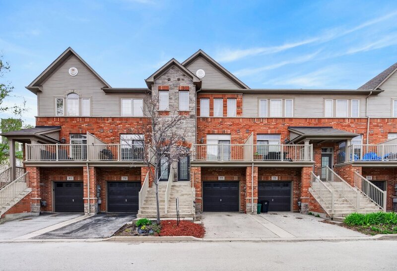 GREAT CONDO IN GRIMSBY-ON-THE-LAKE FOR LEASE!