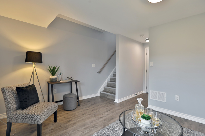 BEAUTIFULLY MAINTAINED TOWNHOME FOR LEASE IN WINONA!