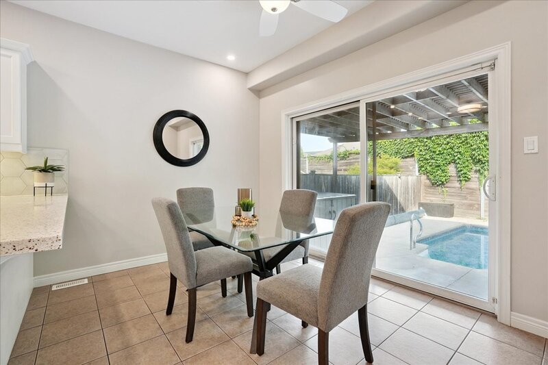 AMAZING WEST GRIMSBY HOME WITH INGROUND POOL!