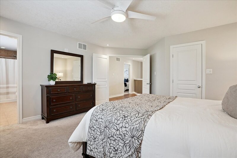 AMAZING WEST GRIMSBY HOME WITH INGROUND POOL!
