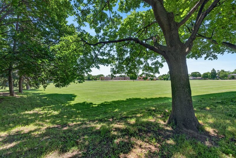 2 STOREY HOME WITH BACKYARD OASIS IN BURLINGTON