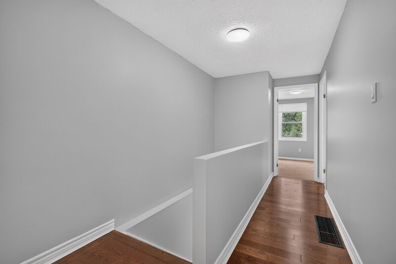 Affordable Semi-Detached Home in sought-after Stoney Creek neighbourhood!