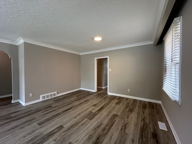 GREAT BUNGALOW IN QUIET TORONTO NEIGHBOURHOOD!
