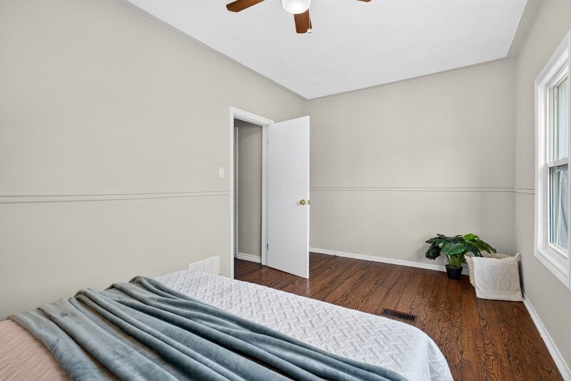 GREAT FAMILY HOME IN PRIME HAMILTON LOCATION!
