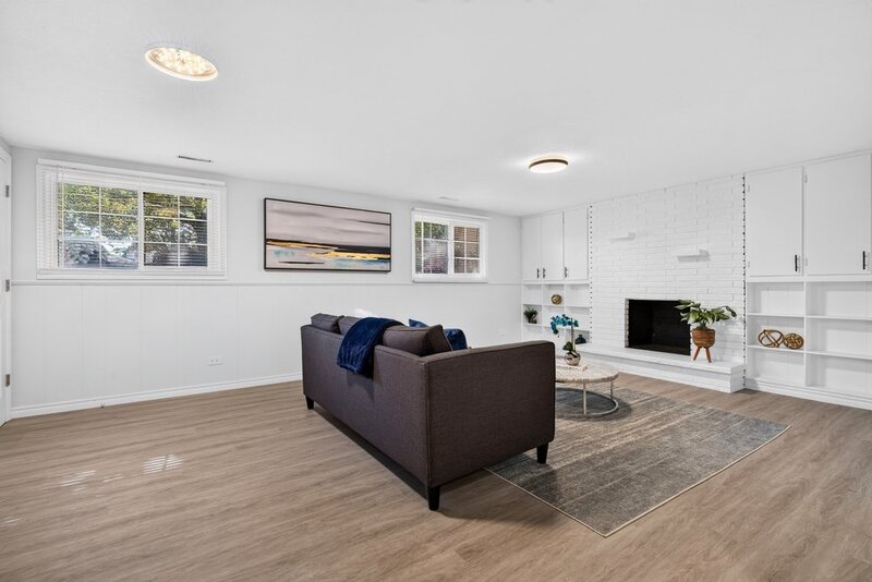 GORGEOUS RAISED RANCH IN SOUGHT AFTER ST. CATHARINES NEIGHBOURHOOD