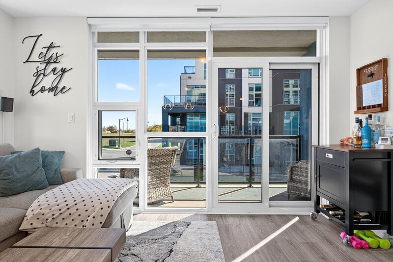 2 UNDERGROUND PARKING SPACES & LAKE VIEWS IN SOUGHT AFTER GRIMSBY NEIGHBOURHOOD