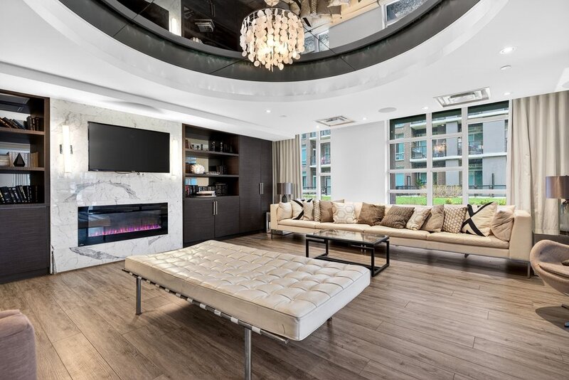 2 UNDERGROUND PARKING SPACES & LAKE VIEWS IN SOUGHT AFTER GRIMSBY NEIGHBOURHOOD