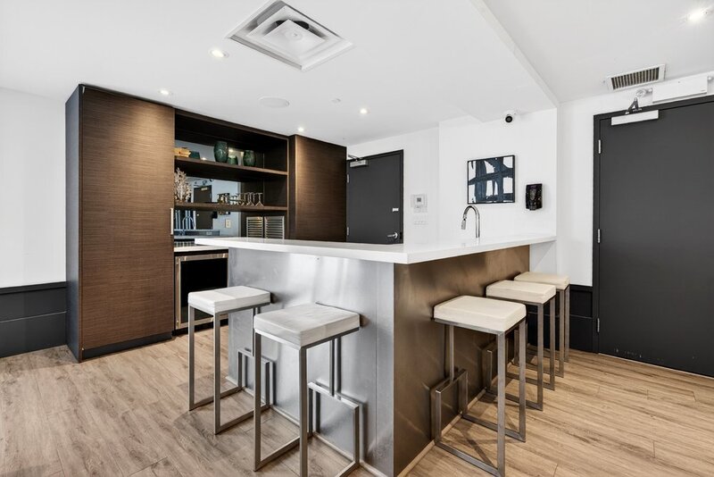 2 UNDERGROUND PARKING SPACES & LAKE VIEWS IN SOUGHT AFTER GRIMSBY NEIGHBOURHOOD
