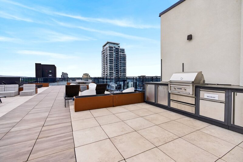 2 UNDERGROUND PARKING SPACES & LAKE VIEWS IN SOUGHT AFTER GRIMSBY NEIGHBOURHOOD