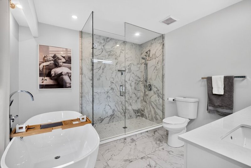 GORGEOUS RAISED RANCH IN SOUGHT AFTER ST. CATHARINES NEIGHBOURHOOD