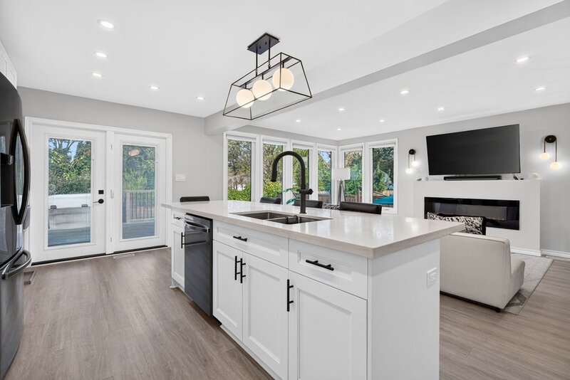 GORGEOUS RAISED RANCH IN SOUGHT AFTER ST. CATHARINES NEIGHBOURHOOD