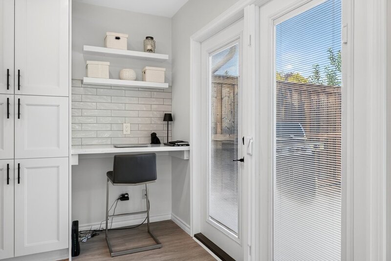GORGEOUS RAISED RANCH IN SOUGHT AFTER ST. CATHARINES NEIGHBOURHOOD