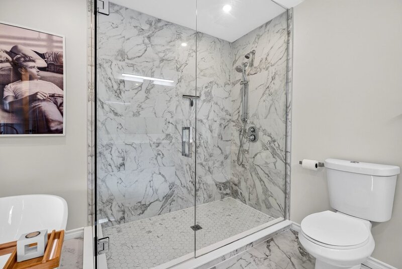 GORGEOUS RAISED RANCH IN SOUGHT AFTER ST. CATHARINES NEIGHBOURHOOD